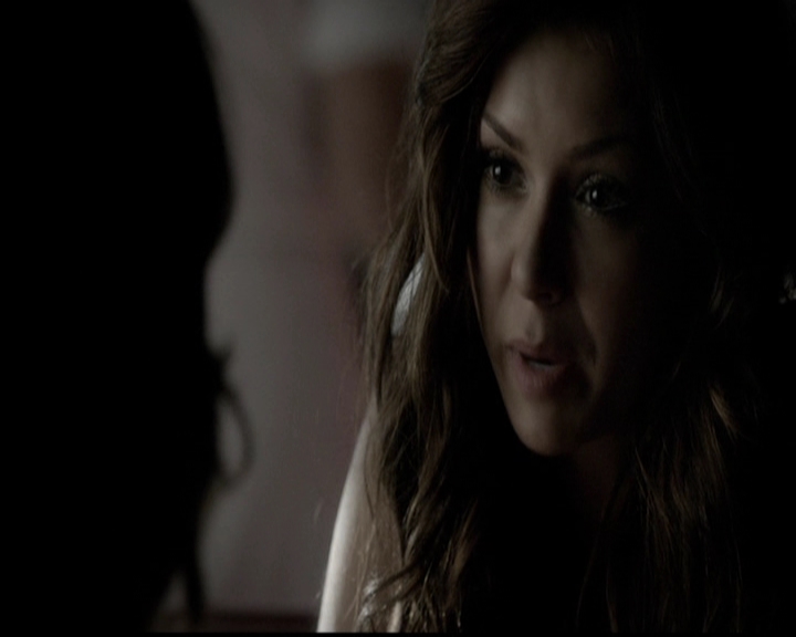 VampireDiariesWorld-dot-org_5x05MontersBall0711.jpg