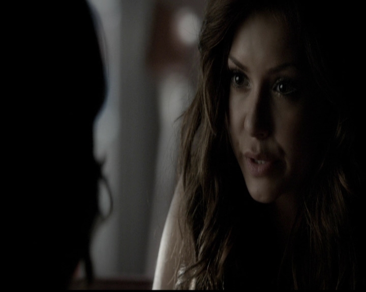 VampireDiariesWorld-dot-org_5x05MontersBall0712.jpg