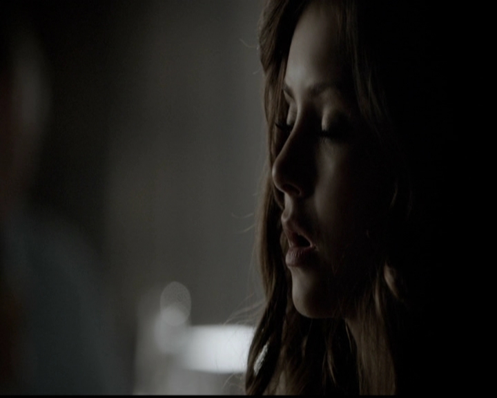 VampireDiariesWorld-dot-org_5x05MontersBall0722.jpg