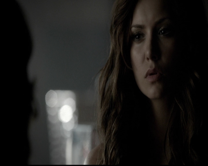 VampireDiariesWorld-dot-org_5x05MontersBall0733.jpg