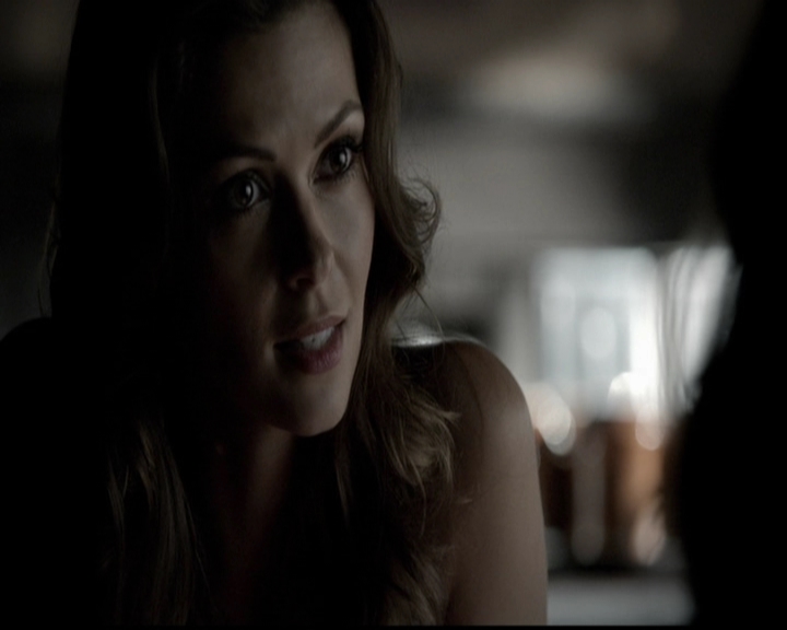 VampireDiariesWorld-dot-org_5x05MontersBall0738.jpg