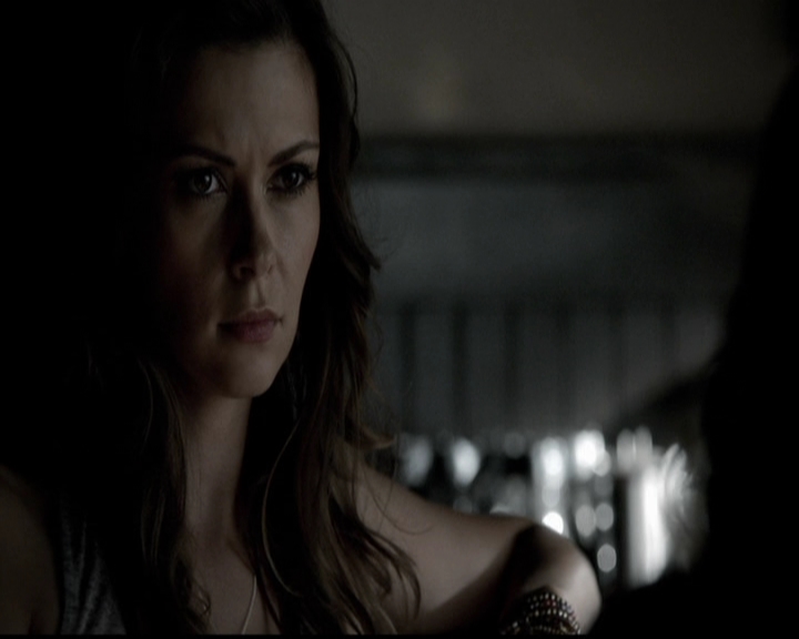 VampireDiariesWorld-dot-org_5x05MontersBall0758.jpg