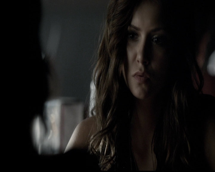 VampireDiariesWorld-dot-org_5x05MontersBall0770.jpg