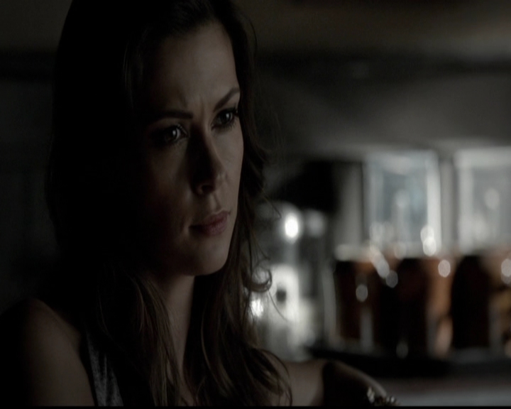 VampireDiariesWorld-dot-org_5x05MontersBall0771.jpg