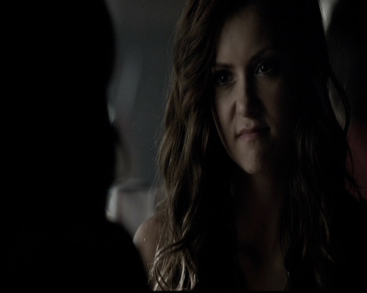 VampireDiariesWorld-dot-org_5x05MontersBall0773.jpg