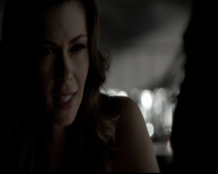 VampireDiariesWorld-dot-org_5x05MontersBall0776.jpg