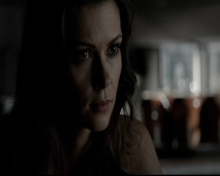 VampireDiariesWorld-dot-org_5x05MontersBall0780.jpg