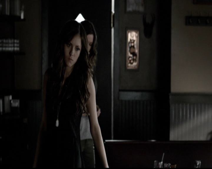 VampireDiariesWorld-dot-org_5x05MontersBall0788.jpg