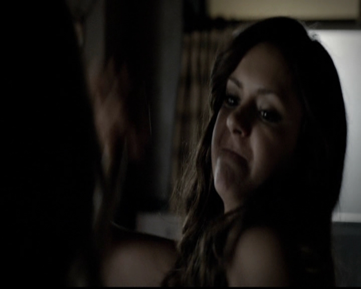 VampireDiariesWorld-dot-org_5x05MontersBall0795.jpg