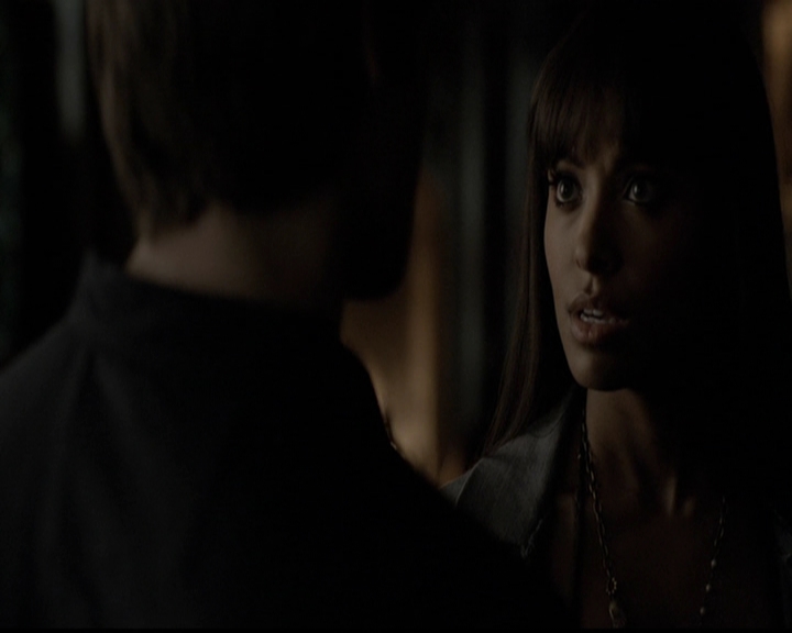 VampireDiariesWorld-dot-org_5x05MontersBall0809.jpg