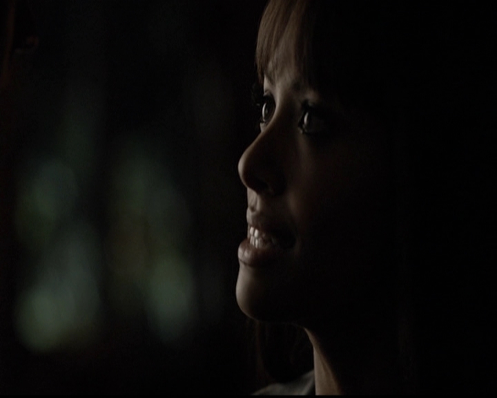 VampireDiariesWorld-dot-org_5x05MontersBall0815.jpg