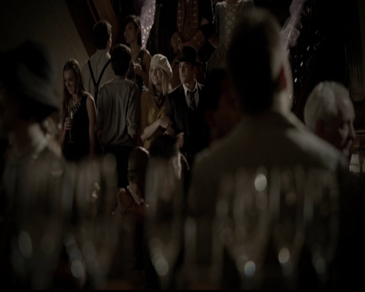 VampireDiariesWorld-dot-org_5x05MontersBall0852.jpg