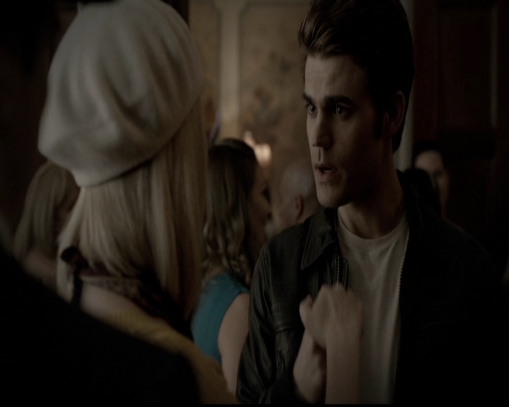 VampireDiariesWorld-dot-org_5x05MontersBall0881.jpg