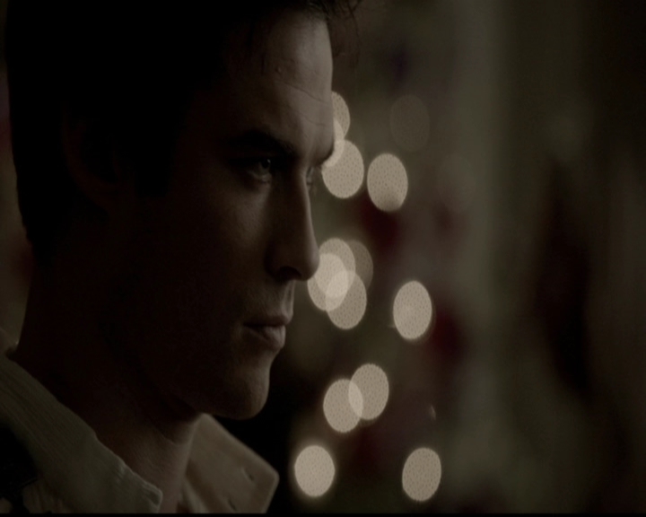 VampireDiariesWorld-dot-org_5x05MontersBall0901.jpg