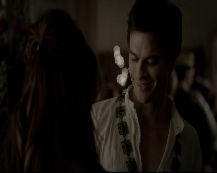 VampireDiariesWorld-dot-org_5x05MontersBall0910.jpg