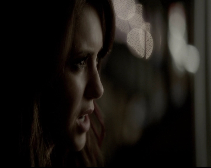 VampireDiariesWorld-dot-org_5x05MontersBall0992.jpg