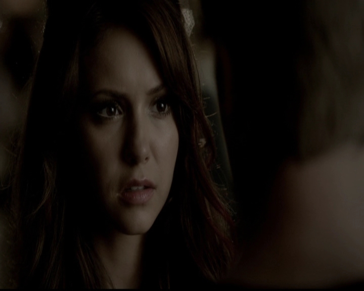 VampireDiariesWorld-dot-org_5x05MontersBall0999.jpg