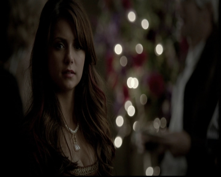 VampireDiariesWorld-dot-org_5x05MontersBall1025.jpg