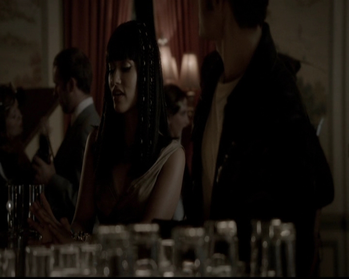 VampireDiariesWorld-dot-org_5x05MontersBall1047.jpg