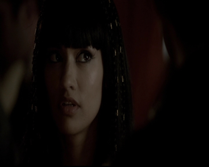 VampireDiariesWorld-dot-org_5x05MontersBall1060.jpg