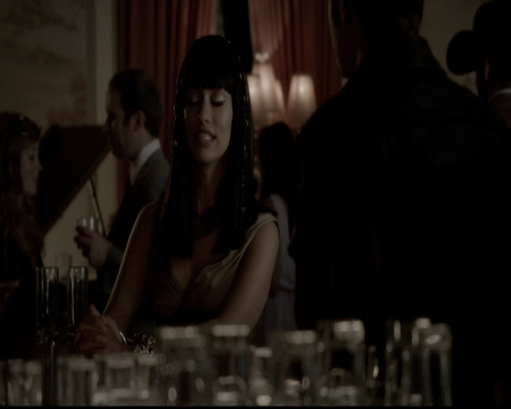 VampireDiariesWorld-dot-org_5x05MontersBall1066.jpg