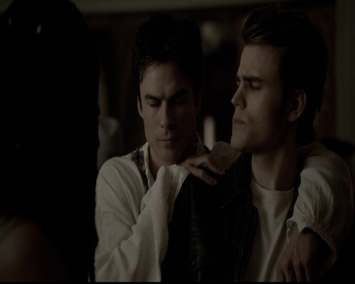 VampireDiariesWorld-dot-org_5x05MontersBall1076.jpg