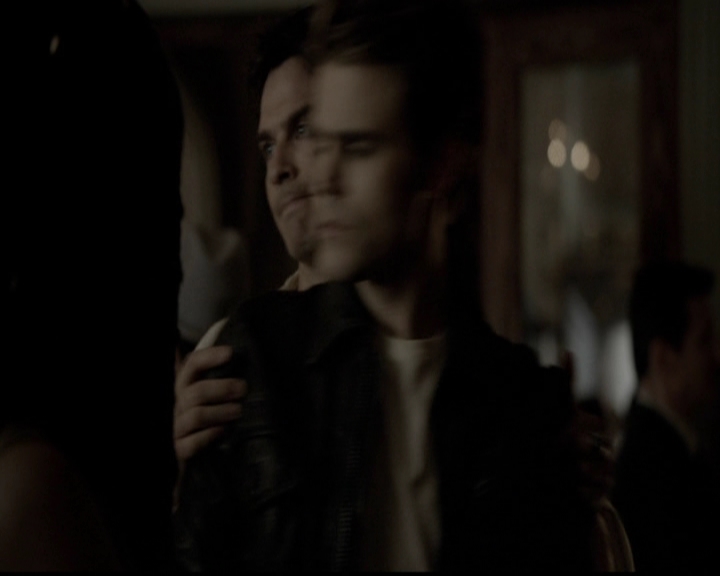 VampireDiariesWorld-dot-org_5x05MontersBall1078.jpg