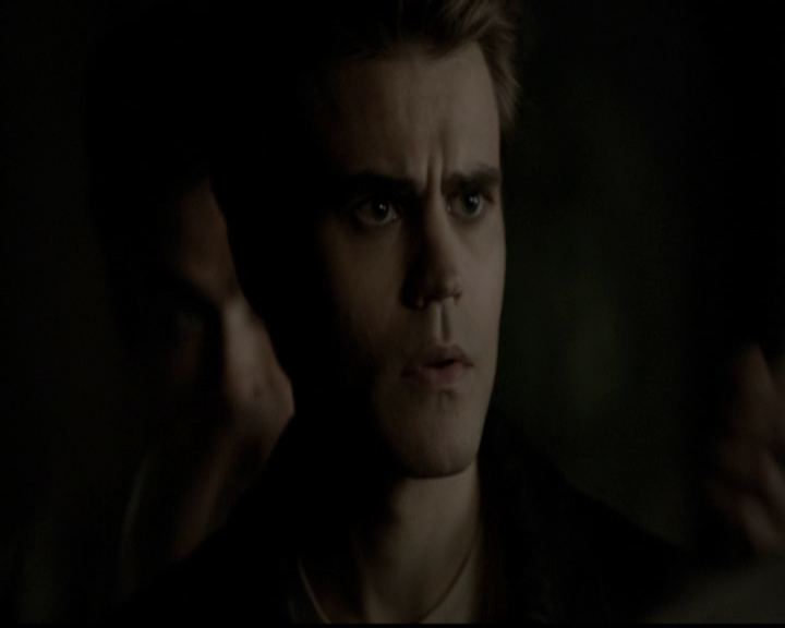 VampireDiariesWorld-dot-org_5x05MontersBall1096.jpg