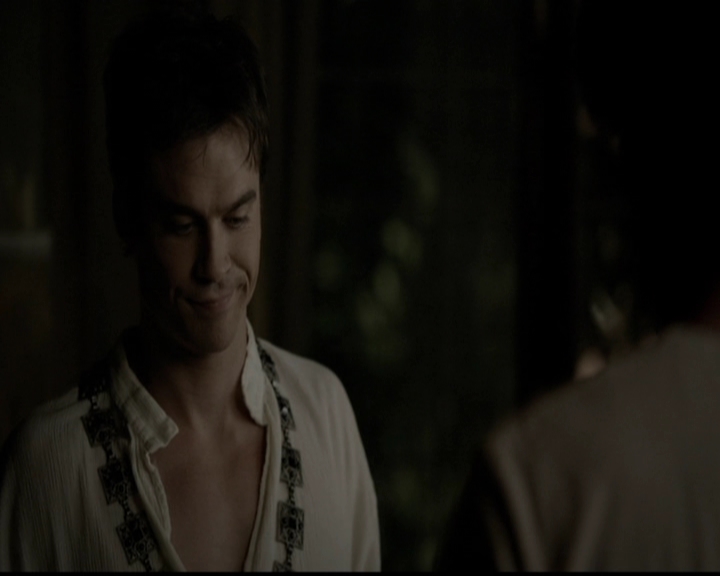 VampireDiariesWorld-dot-org_5x05MontersBall1102.jpg