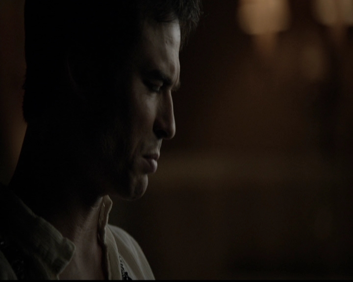 VampireDiariesWorld-dot-org_5x05MontersBall1108.jpg