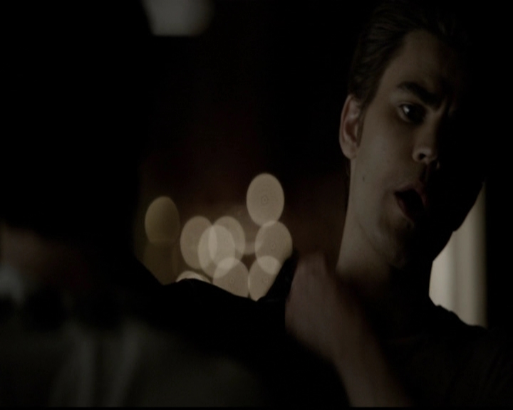 VampireDiariesWorld-dot-org_5x05MontersBall1111.jpg