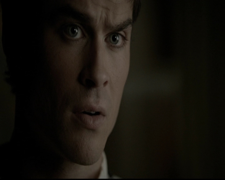 VampireDiariesWorld-dot-org_5x05MontersBall1121.jpg