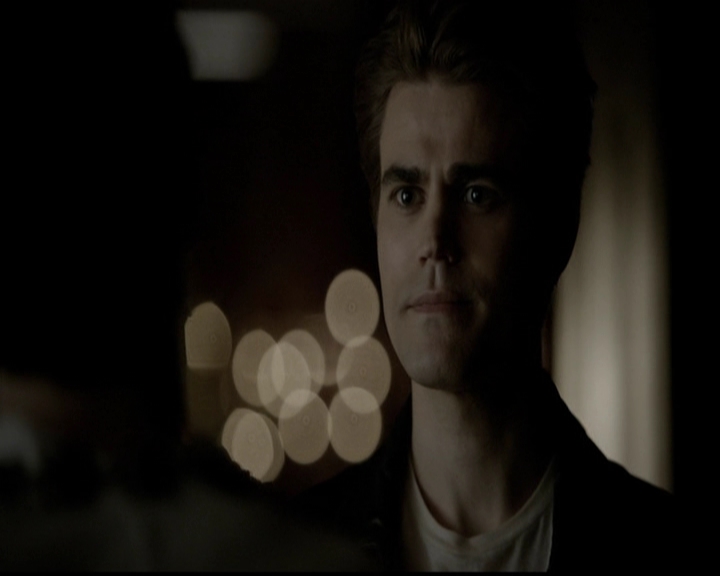 VampireDiariesWorld-dot-org_5x05MontersBall1127.jpg