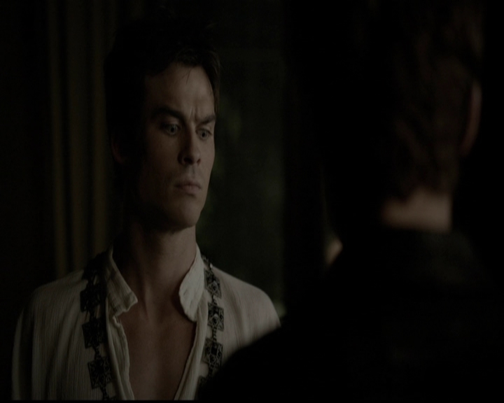 VampireDiariesWorld-dot-org_5x05MontersBall1128.jpg