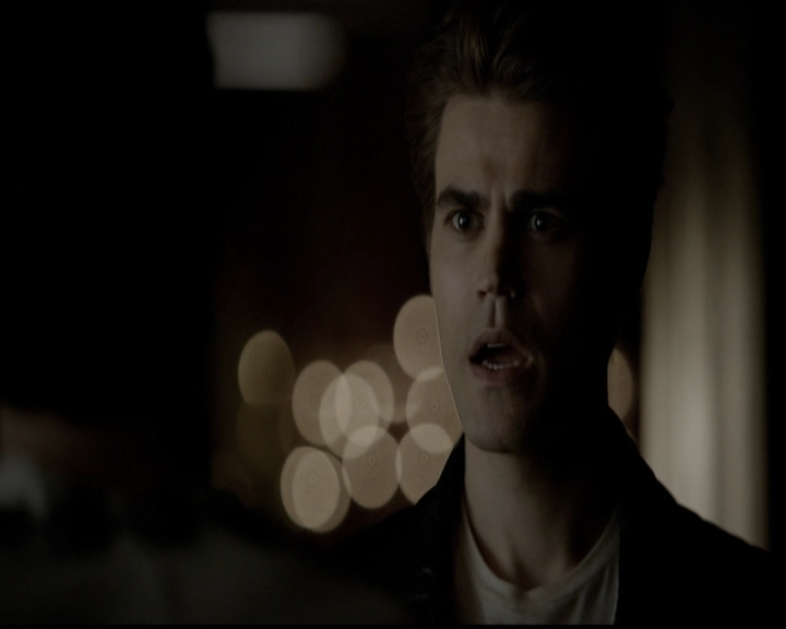 VampireDiariesWorld-dot-org_5x05MontersBall1130.jpg