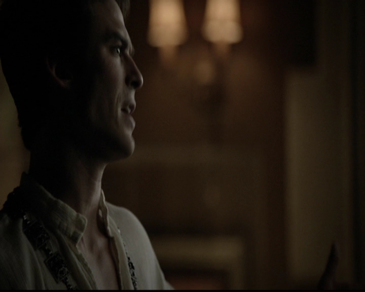 VampireDiariesWorld-dot-org_5x05MontersBall1139.jpg