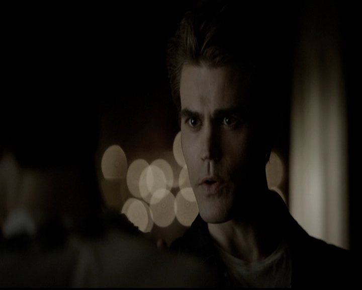 VampireDiariesWorld-dot-org_5x05MontersBall1149.jpg