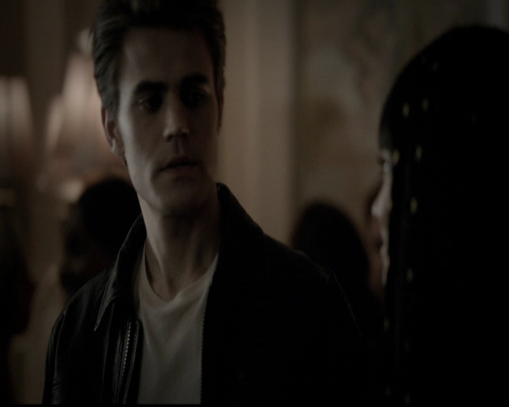 VampireDiariesWorld-dot-org_5x05MontersBall1157.jpg