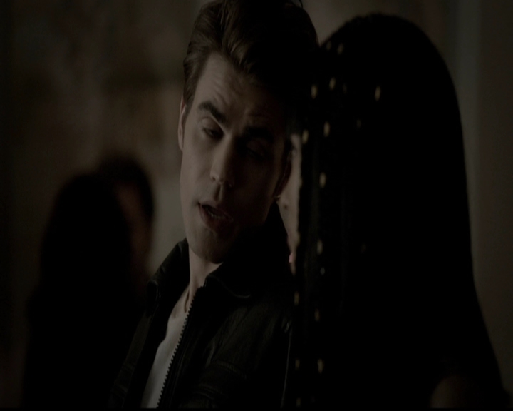 VampireDiariesWorld-dot-org_5x05MontersBall1162.jpg