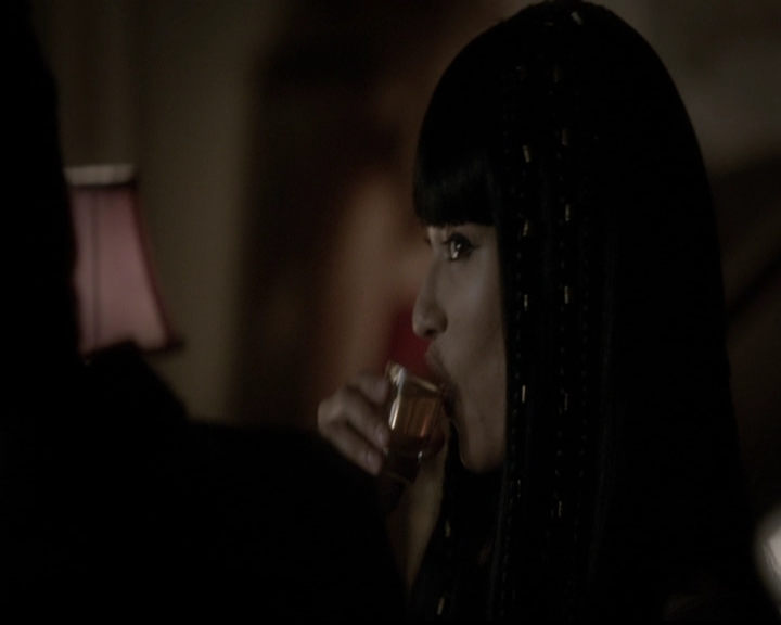 VampireDiariesWorld-dot-org_5x05MontersBall1167.jpg