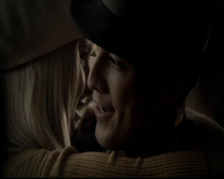 VampireDiariesWorld-dot-org_5x05MontersBall1211.jpg