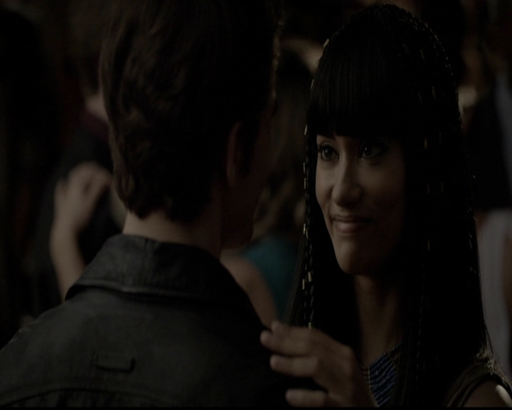 VampireDiariesWorld-dot-org_5x05MontersBall1254.jpg