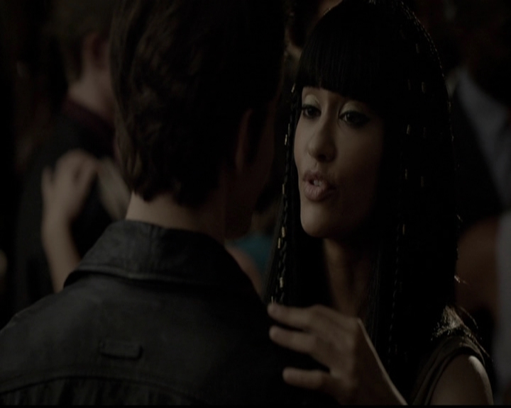 VampireDiariesWorld-dot-org_5x05MontersBall1256.jpg