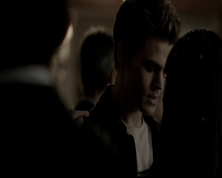 VampireDiariesWorld-dot-org_5x05MontersBall1287.jpg