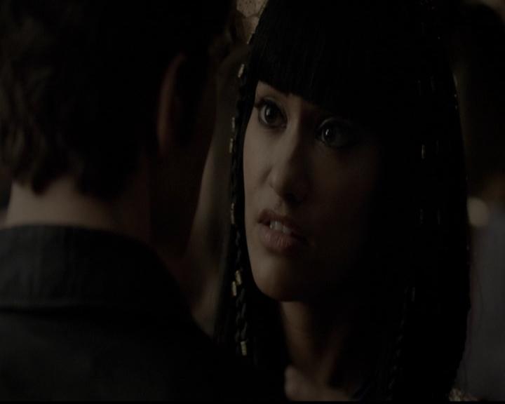 VampireDiariesWorld-dot-org_5x05MontersBall1294.jpg