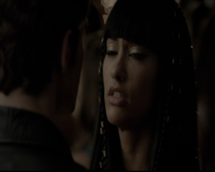 VampireDiariesWorld-dot-org_5x05MontersBall1296.jpg