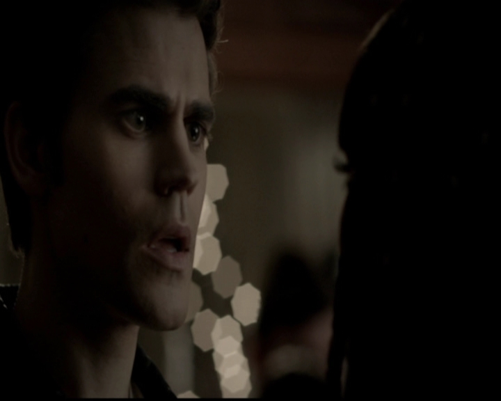 VampireDiariesWorld-dot-org_5x05MontersBall1297.jpg