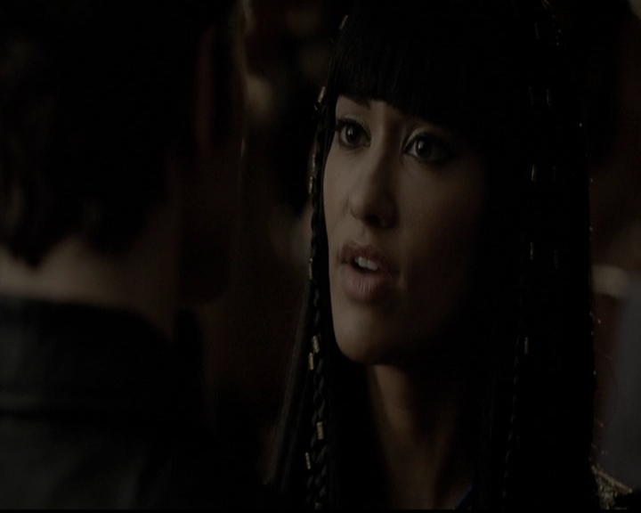 VampireDiariesWorld-dot-org_5x05MontersBall1306.jpg