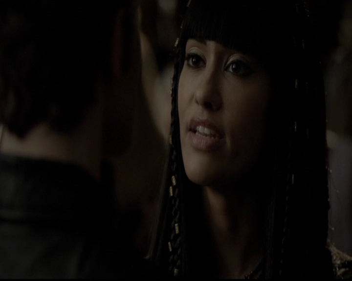 VampireDiariesWorld-dot-org_5x05MontersBall1311.jpg