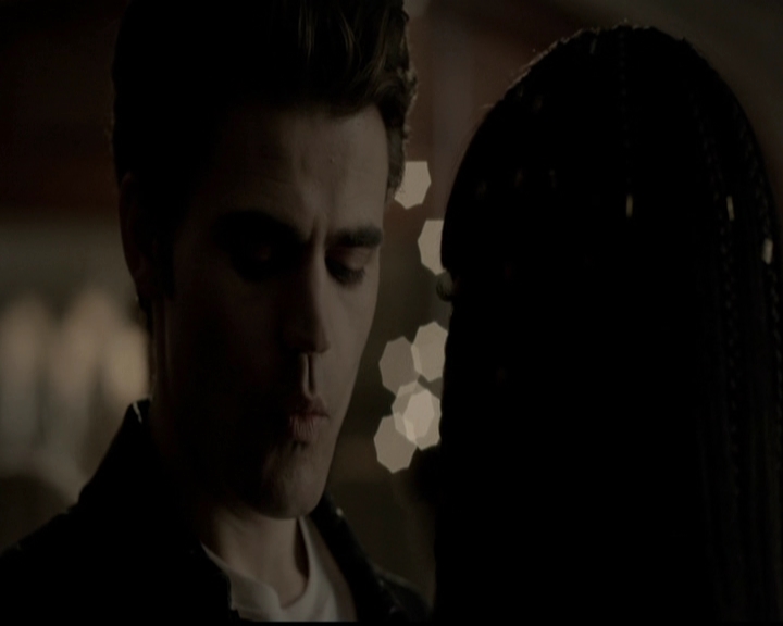 VampireDiariesWorld-dot-org_5x05MontersBall1318.jpg